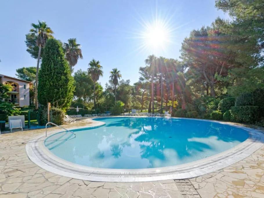 Superbe Appartement 50M De La Plage En Bord De Mer Hyères Dış mekan fotoğraf